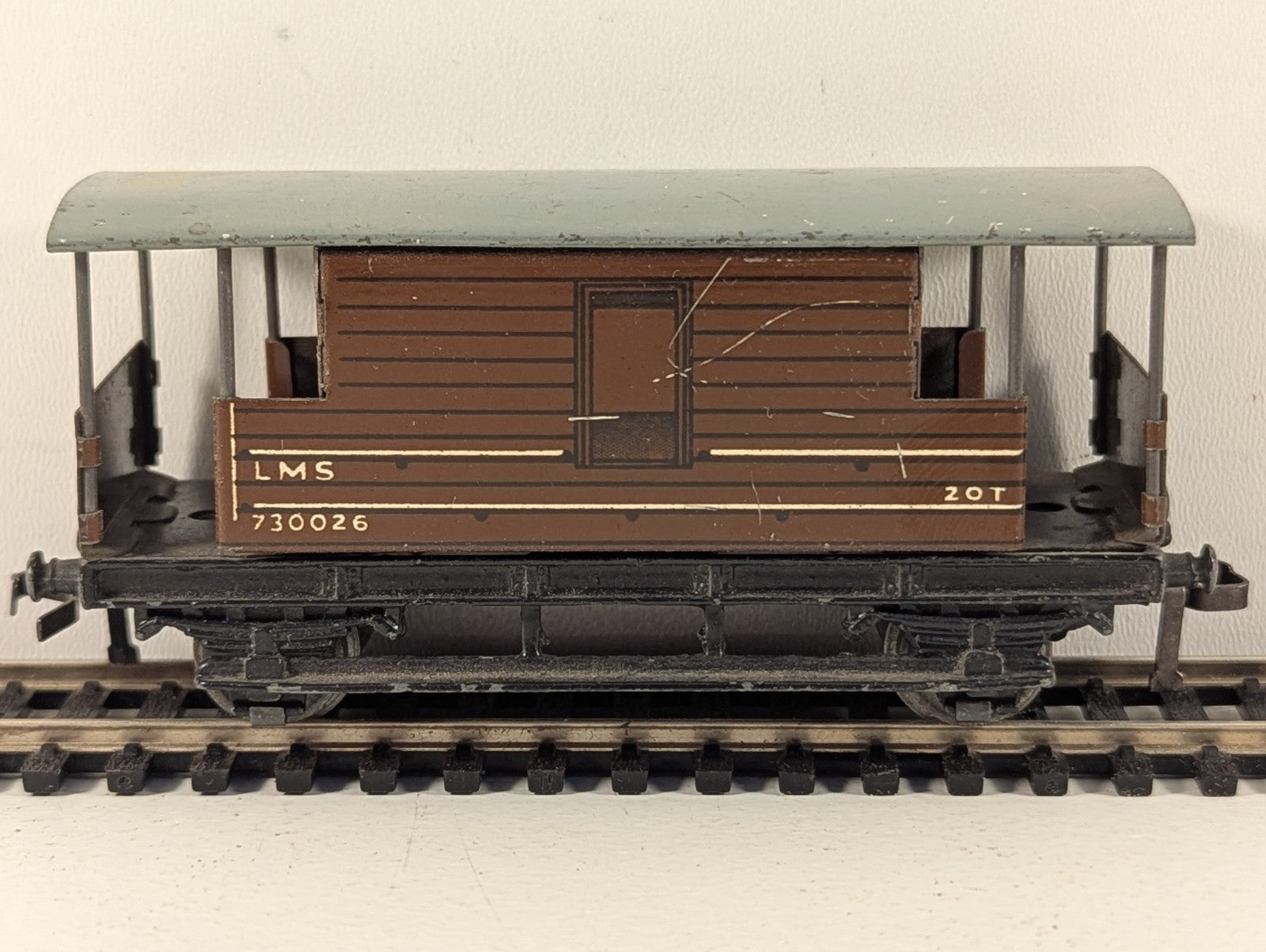 Hornby Dublo LMS 20 Ton Brake Van No.730026 OO Gauge