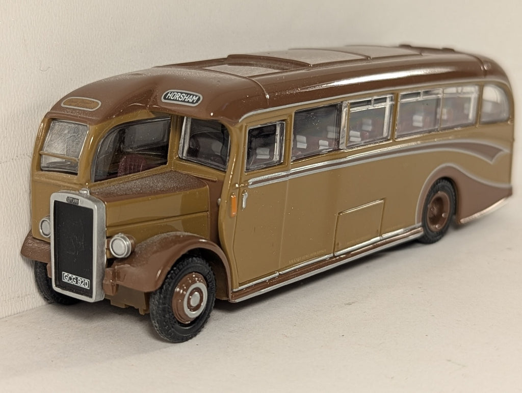 Exclusive First Editions 1:76 Leyland PS Duple Coach Passenger Coach GCG 920