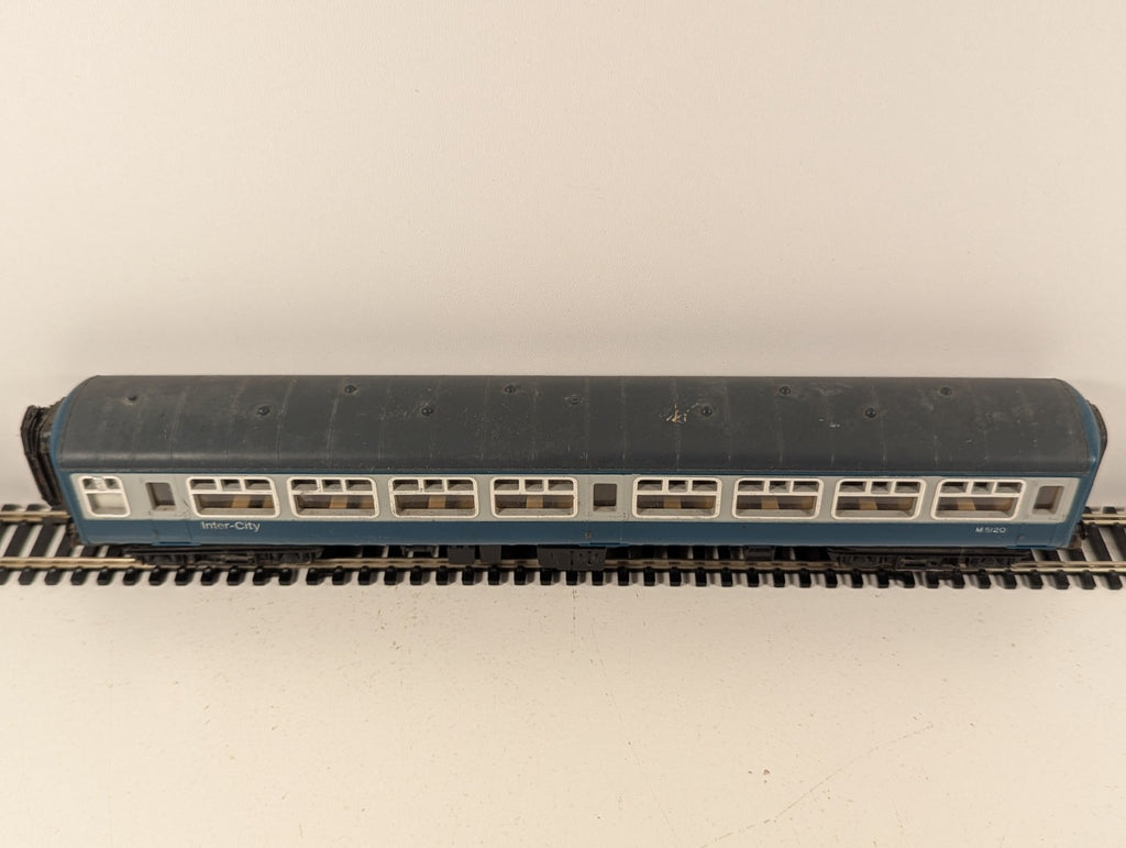 Hornby OO Gauge BR Mk2 Standard Class Coach