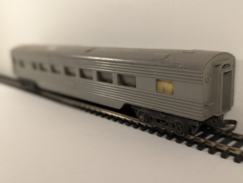 Tri-ang OO Gauge Transcontinental Passenger Coach Grey R.24/25