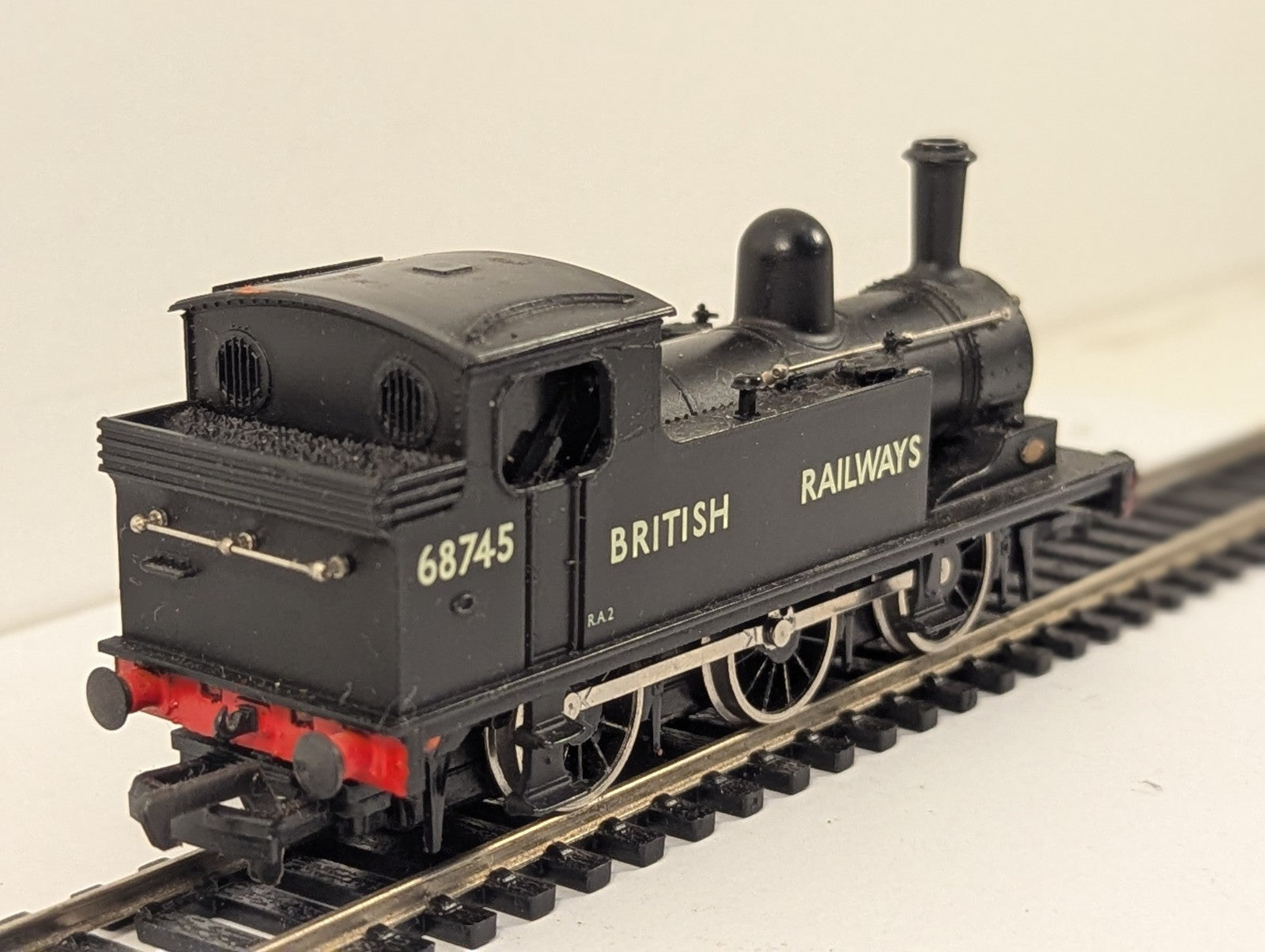 Mainline Class J72 0-6-0T Tank Locomotive BR Black No.68745  - Needs Attention