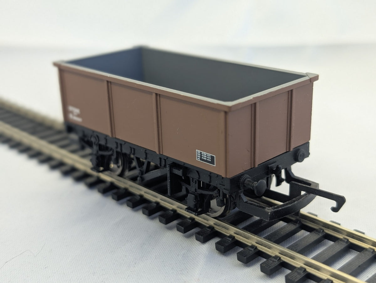 Hornby R6085 BR 20T Mineral Wagon Brown