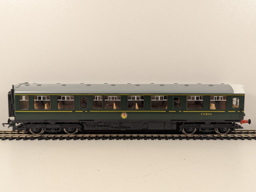 Hornby R369 OO Gauge BR Green Class 110 DMU Dummy Loco
