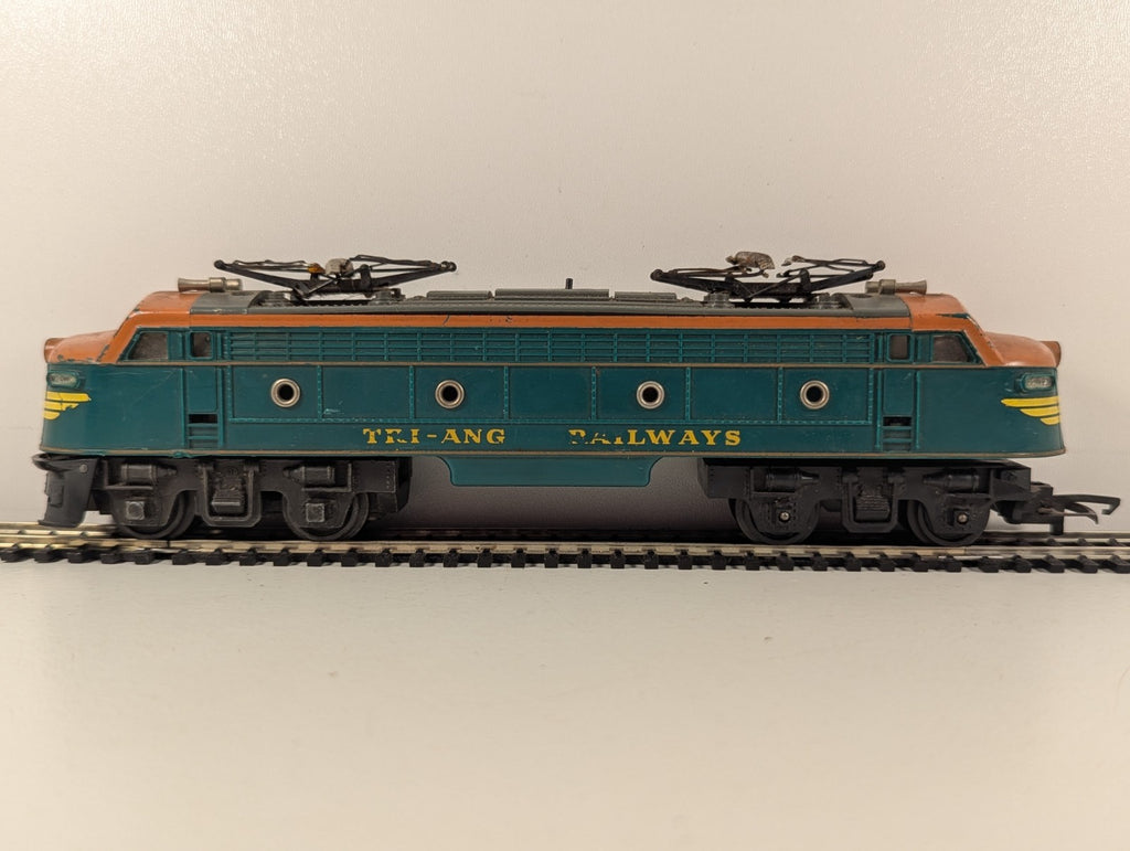 Tri-ang R357 Transcontinental Double Ended Electric Locomotive Green