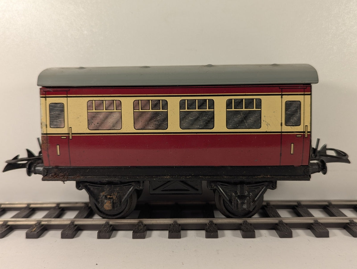 Hornby O Gauge No. 51 Coach 1st Class Passenger Coach BR Carmine & Cream