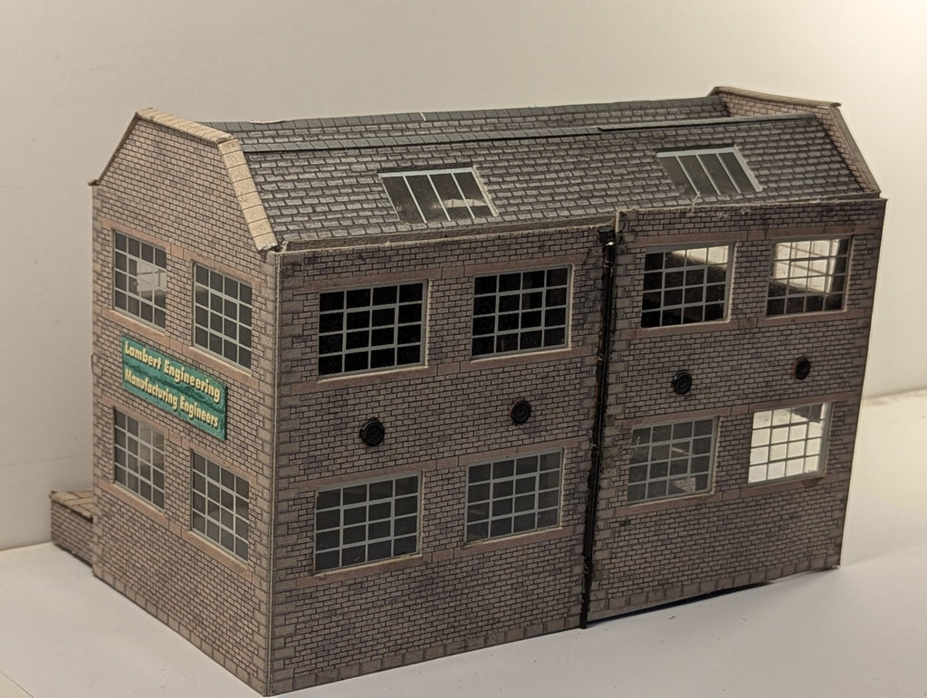 Metcalfe OO Gauge Built Card Kit Lambert Engineering Factory Warehouse