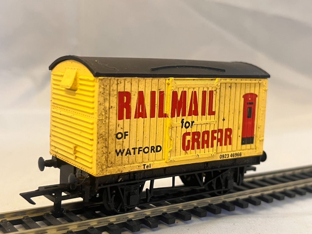 Graham Farish OO Gauge RailMail for Grafar Box Van