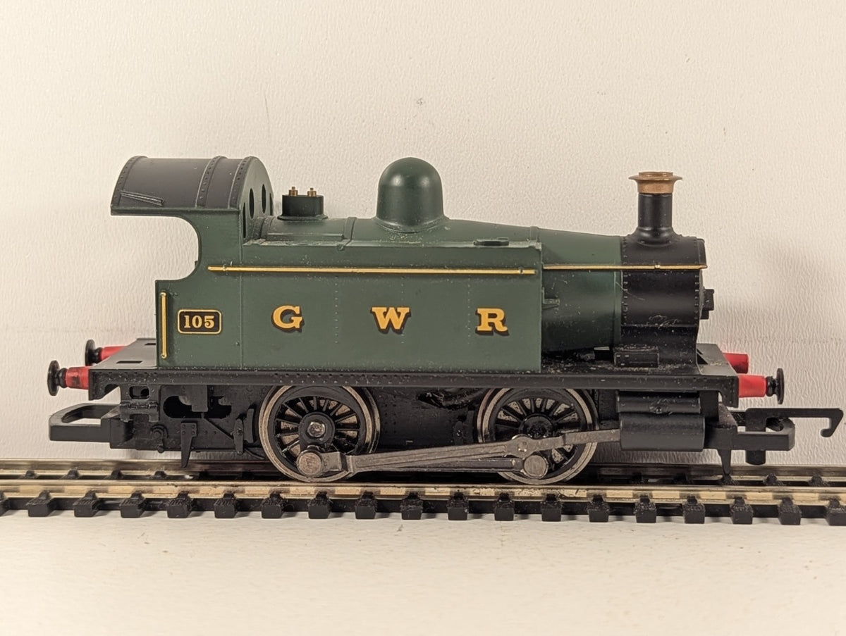Hornby OO Gauge GWR Holden Class 101 0-4-0T Locomotive 105 GWR Green