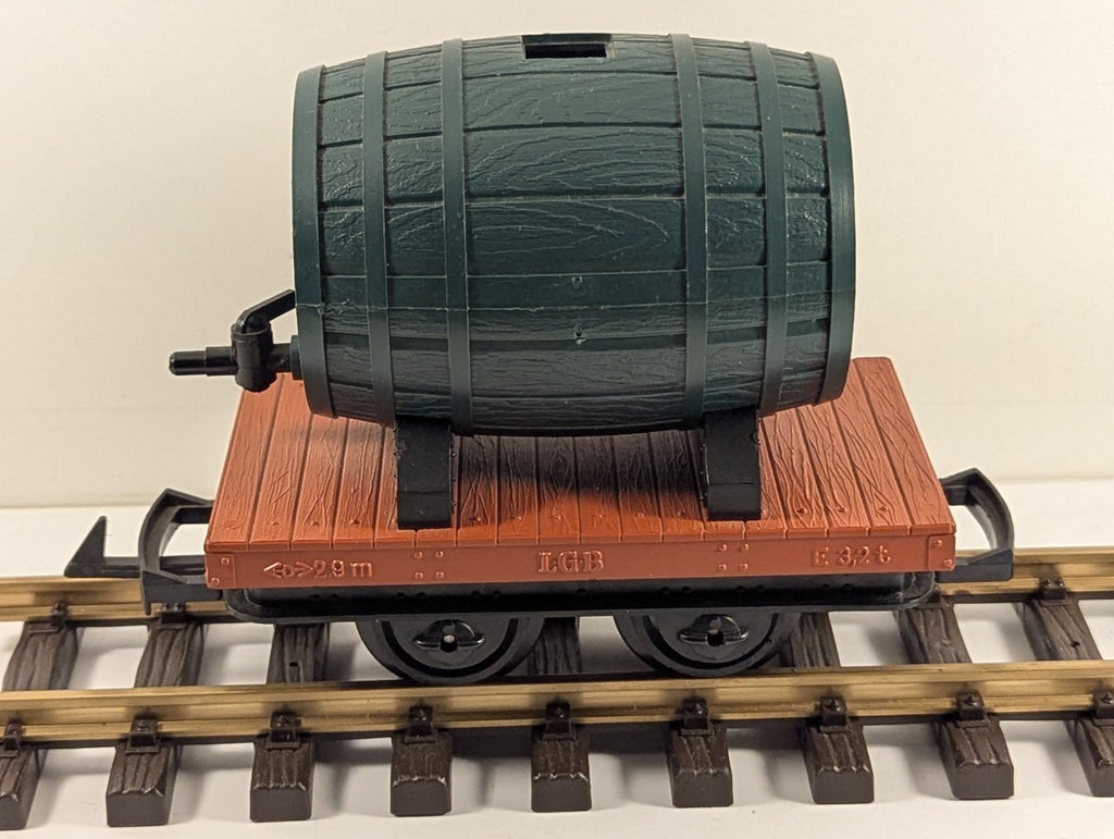 LGB 4047 G Gauge Wine Barrel Car