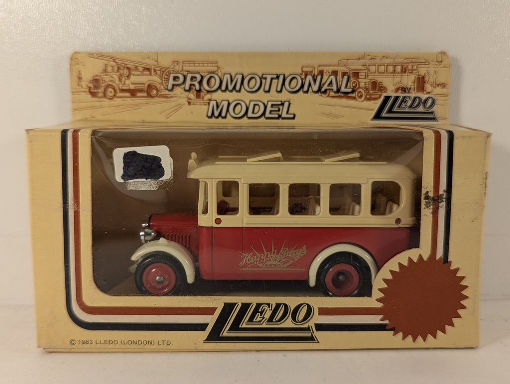 Lledo Vintage Coach Die-cast Model Austin's Happy Days