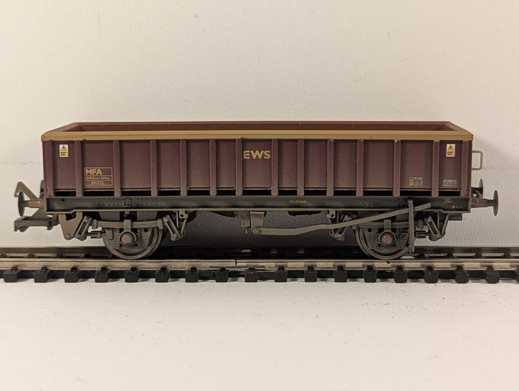 Bachmann OO Gauge MFA Open Ballast Wagon Goods Wagon 391572 EWS 38-120A