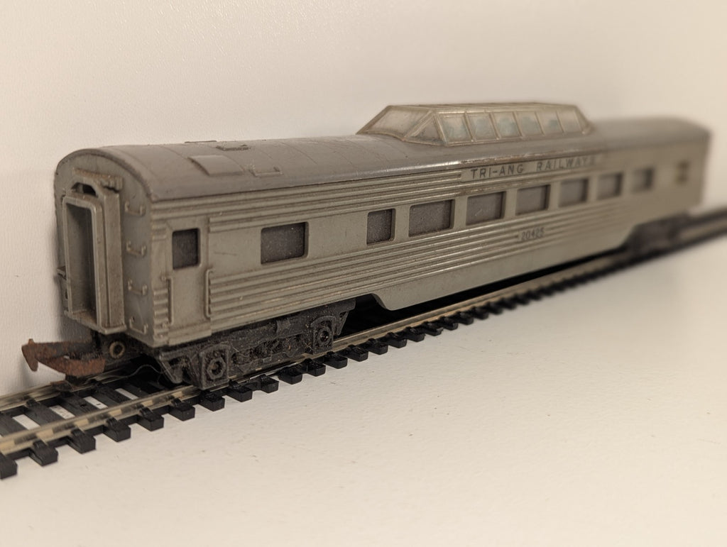 Tri-ang OO Gauge Transcontinental Vista Dome Coach
