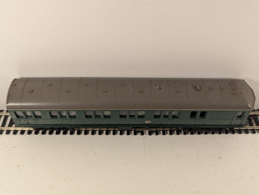 Tri-ang OO Gauge Suburban Repainted Motorised EMU Unit