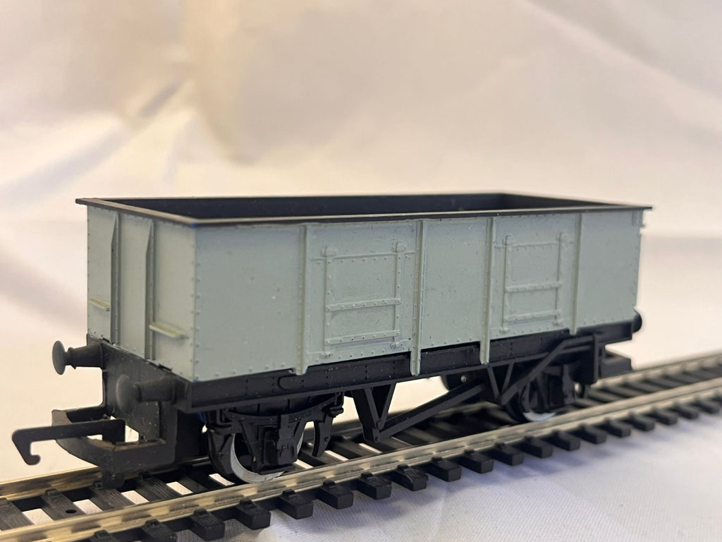 Hornby Large Grey Mineral Wagon