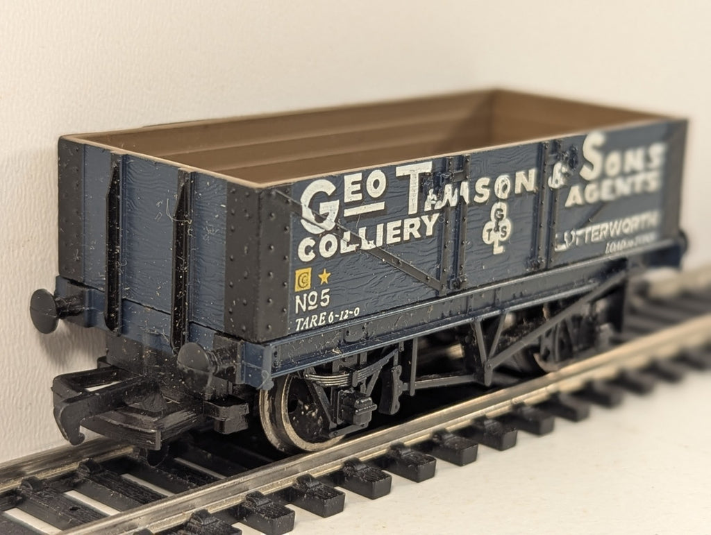 Mainline 37421 OO Gauge Timson Lutterworth 5 Plank Wagon - Wrong Box
