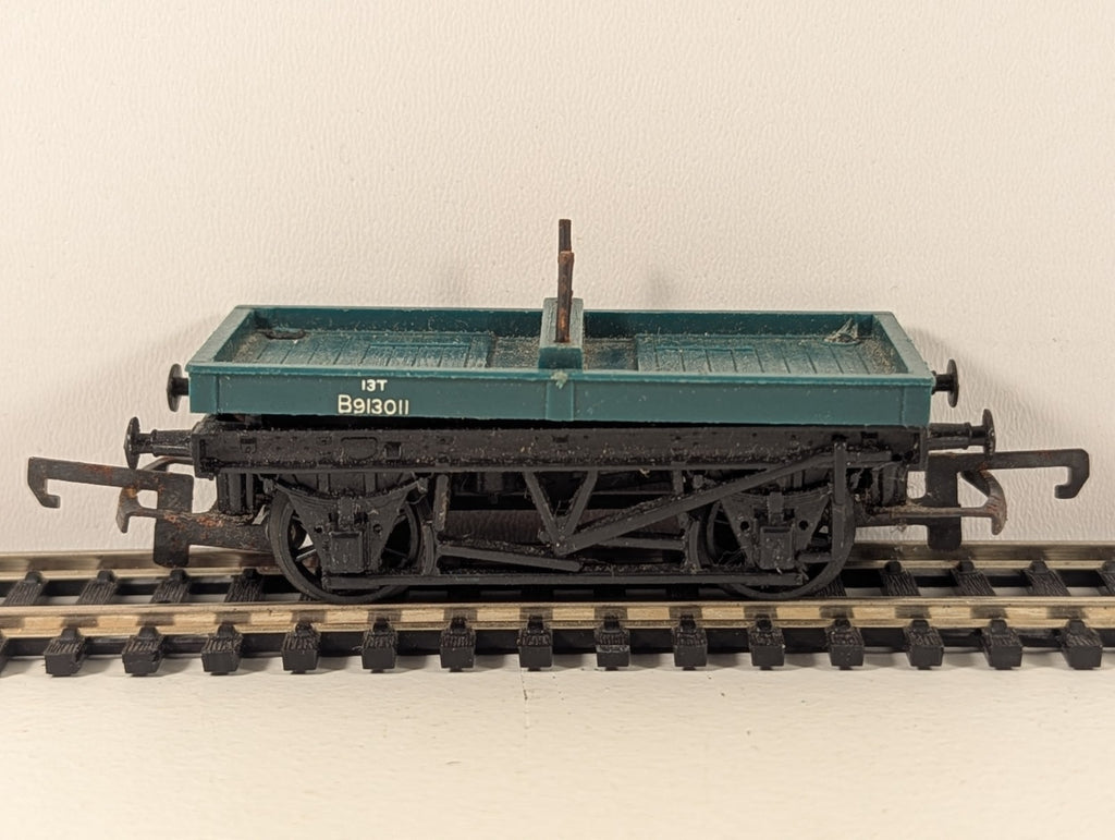 Hornby Tri-ang OO Gauge Bolster Wagon B913011