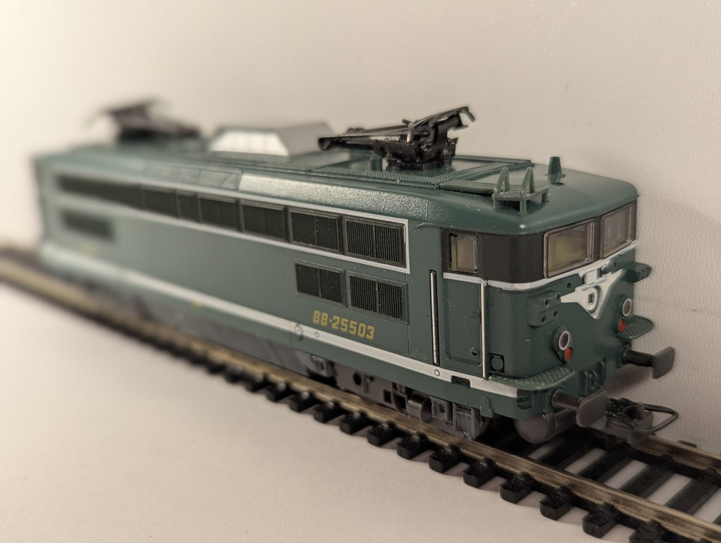 Lima HO Gauge SNCF Class BB 25500 Electric Locomotive BB-25503 SNCF Green
