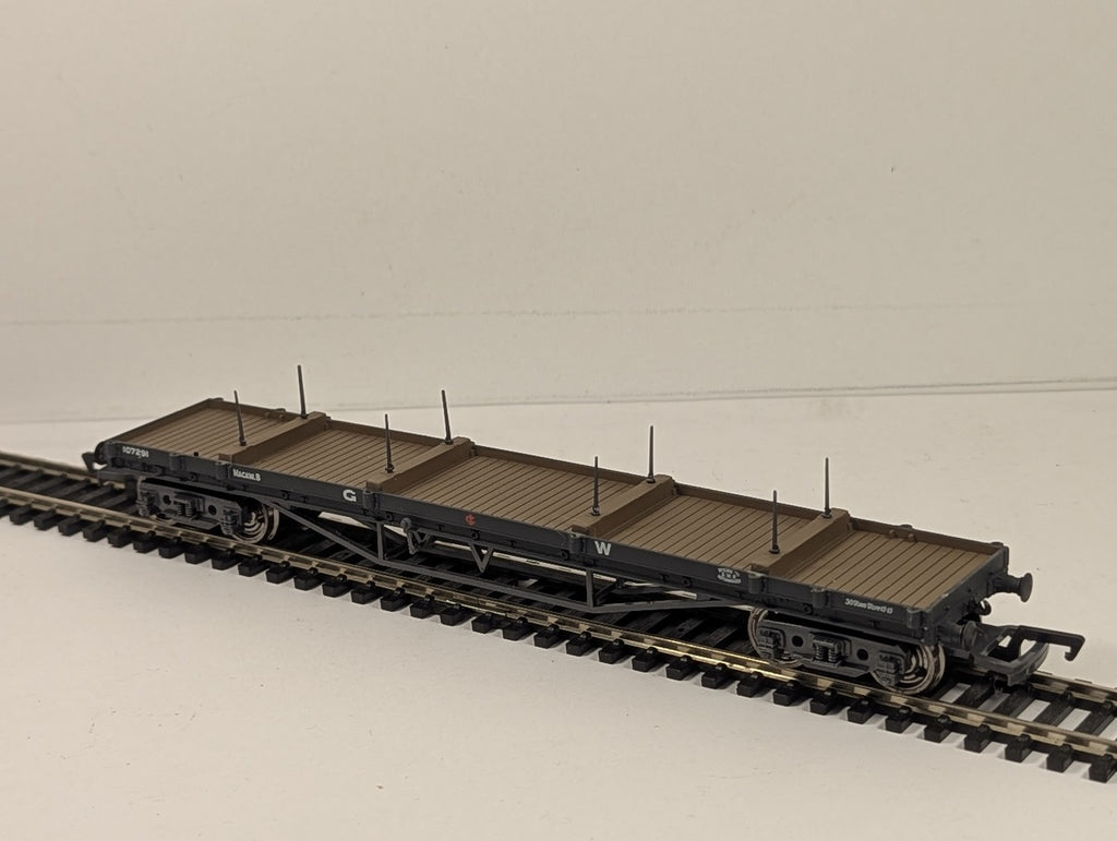 Mainline Railways OO Gauge GWR Bogie Bolster Wagon Macaw B Goods Wagon 107291