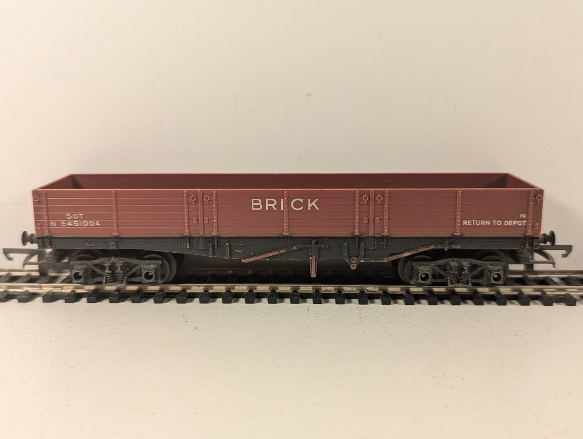 Tri-ang OO Gauge 50 Ton Bogie Brick Wagon Goods Wagon E451004 BR