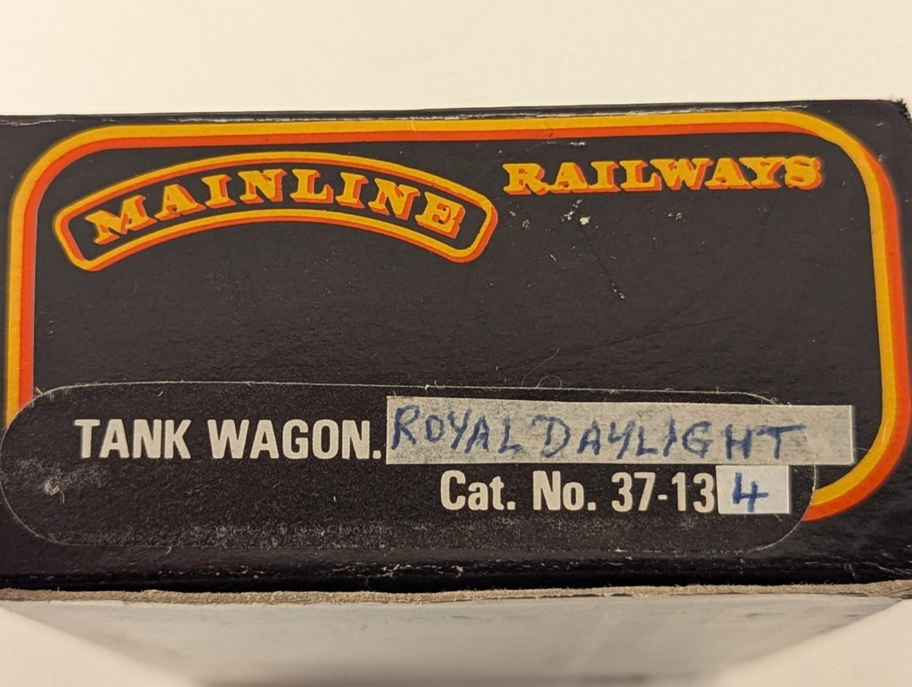 Mainline Railways 37-134 OO Gauge Royal Daylight Tank Wagon - Boxed