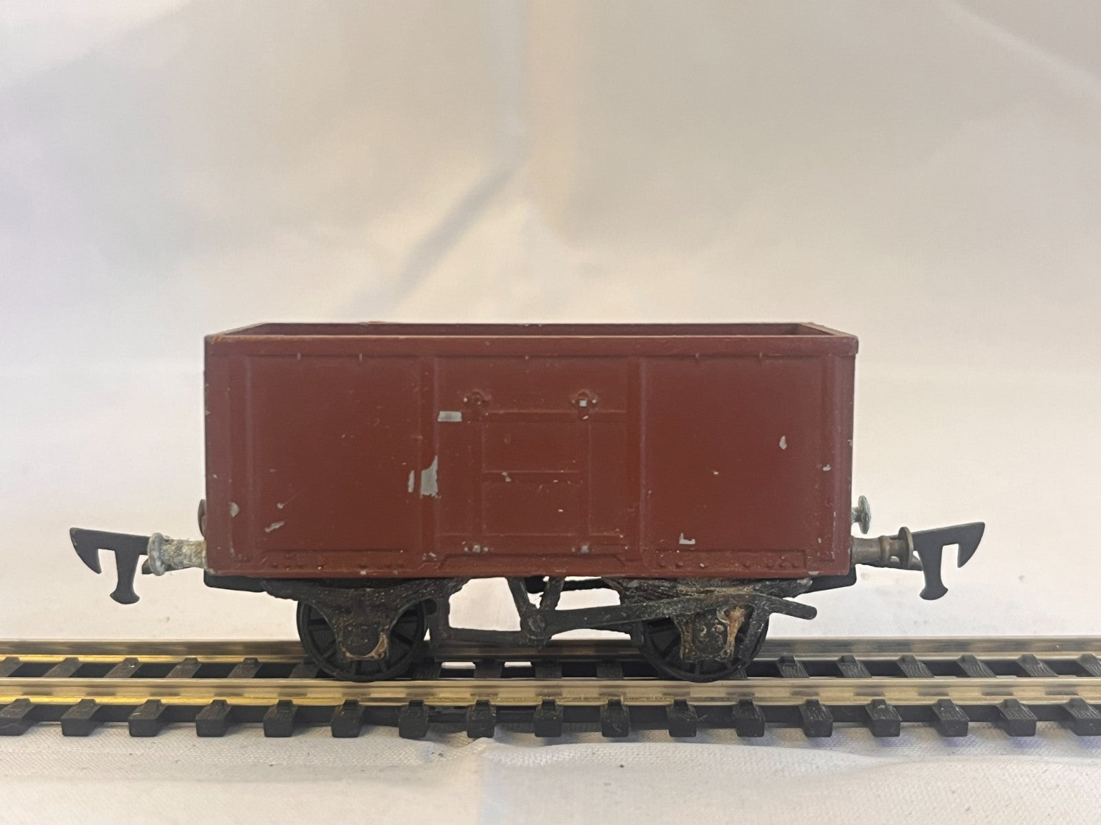 Graham Farish Diecast Red Oxide Mineral Wagon