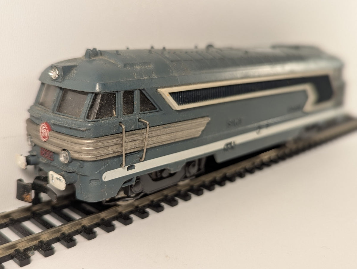 Lima HO Gauge SNCF Class BB 67000 Diesel Locomotive 67001 SNCF Blue