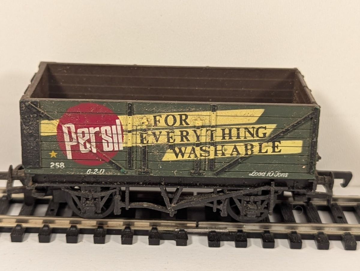 Mainline OO Gauge Persil 7 Plank Open Wagon