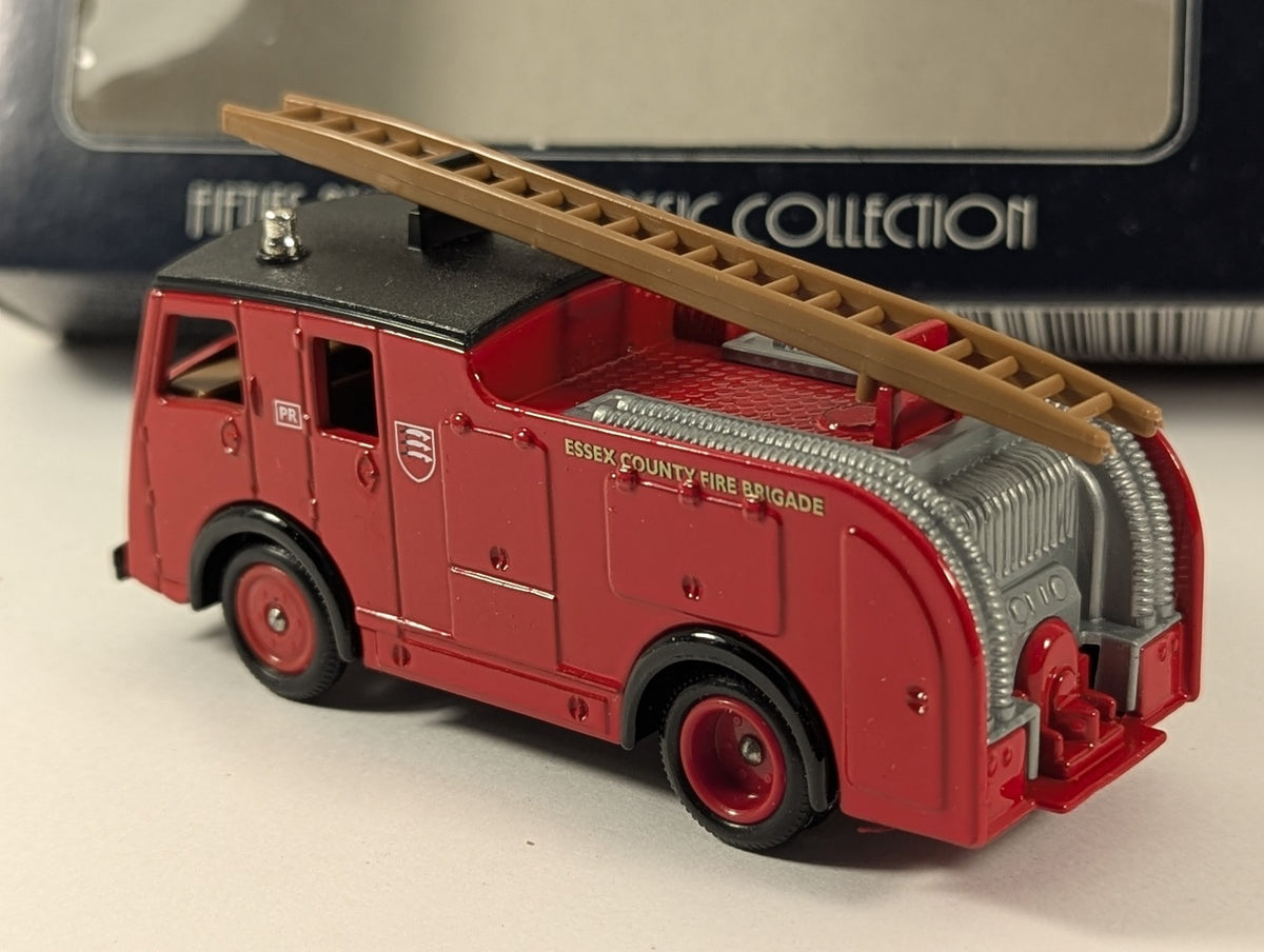 Vanguards 1:43 1955 Dennis F8 Fire Engine Die-cast Fire Engine