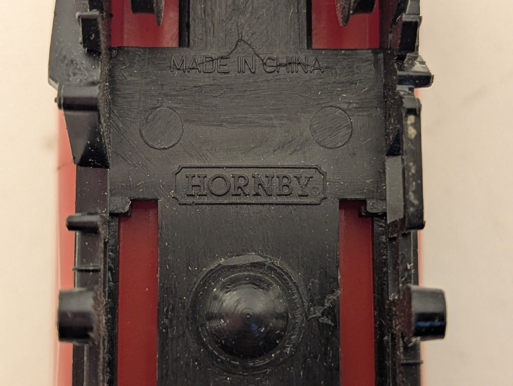 Hornby R231 OO Gauge Red Texaco Tank Wagon Missing Buffer