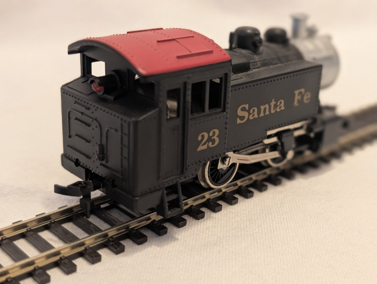 Model Power HO Scale Santa Fe 0-4-0 Tank Switcher – Working Lights