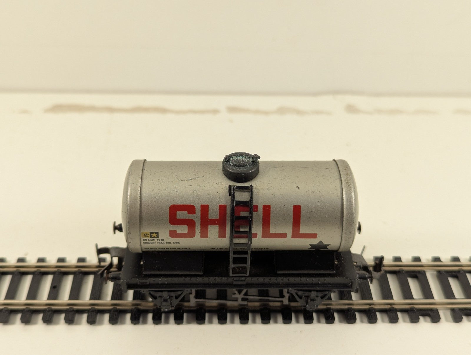 Trix 643 Shell Tank Wagon OO Gauge - Boxed