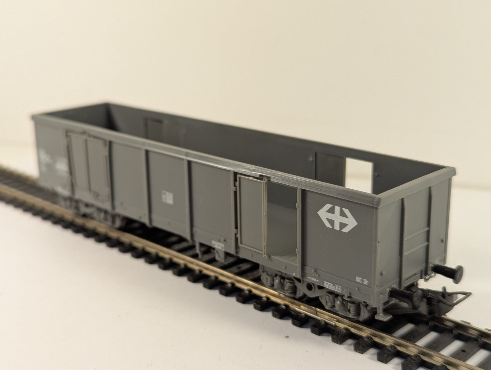 Liliput HO Gauge Grey SBB Eaos High-Sided Bogie Goods Wagon Boxed