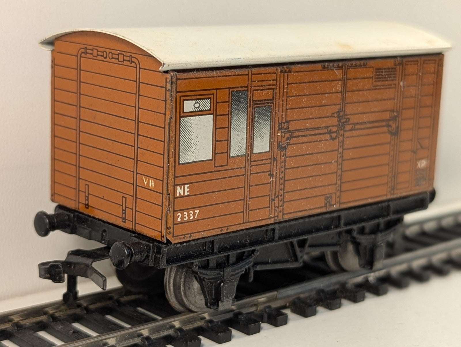 Hornby Dublo OO Gauge North Eastern D1 Horse Box