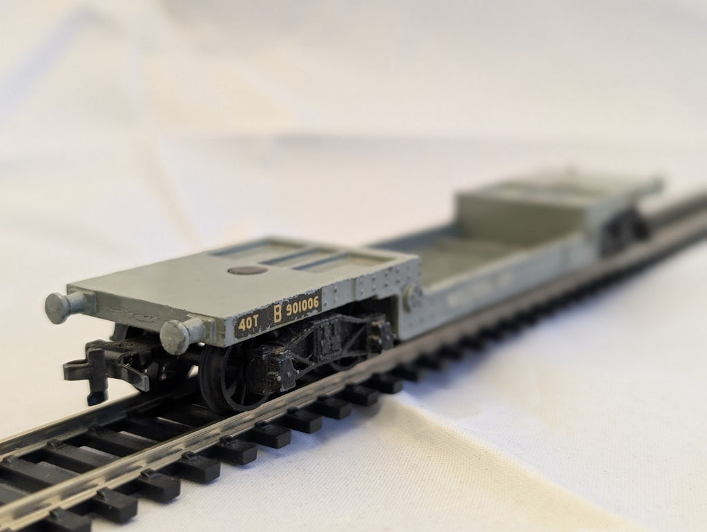 Hornby Dublo D1 40-Ton Bogie Well Wagon
