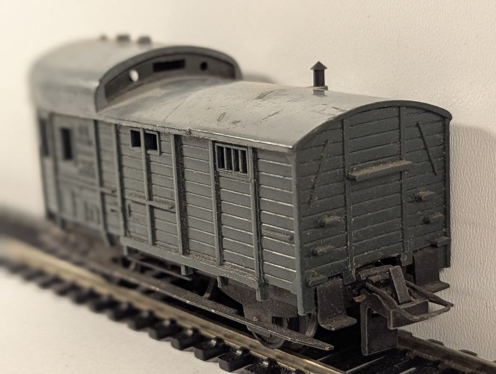 Fleischmann HO Gauge DB Güterzuggepäckwagen Pwg Brake Van 120520 DB Green 1405