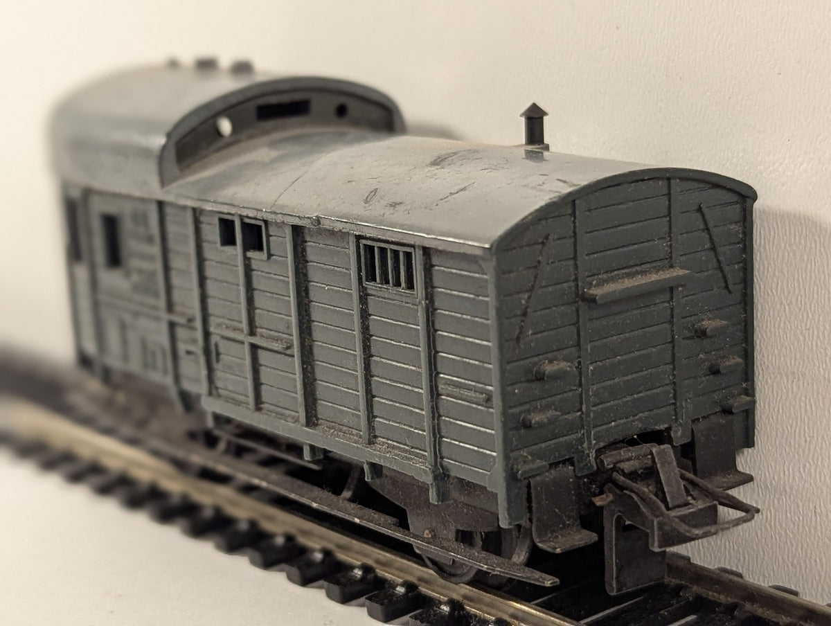 Fleischmann HO Gauge DB Güterzuggepäckwagen Pwg Brake Van 120520 DB Green 1405