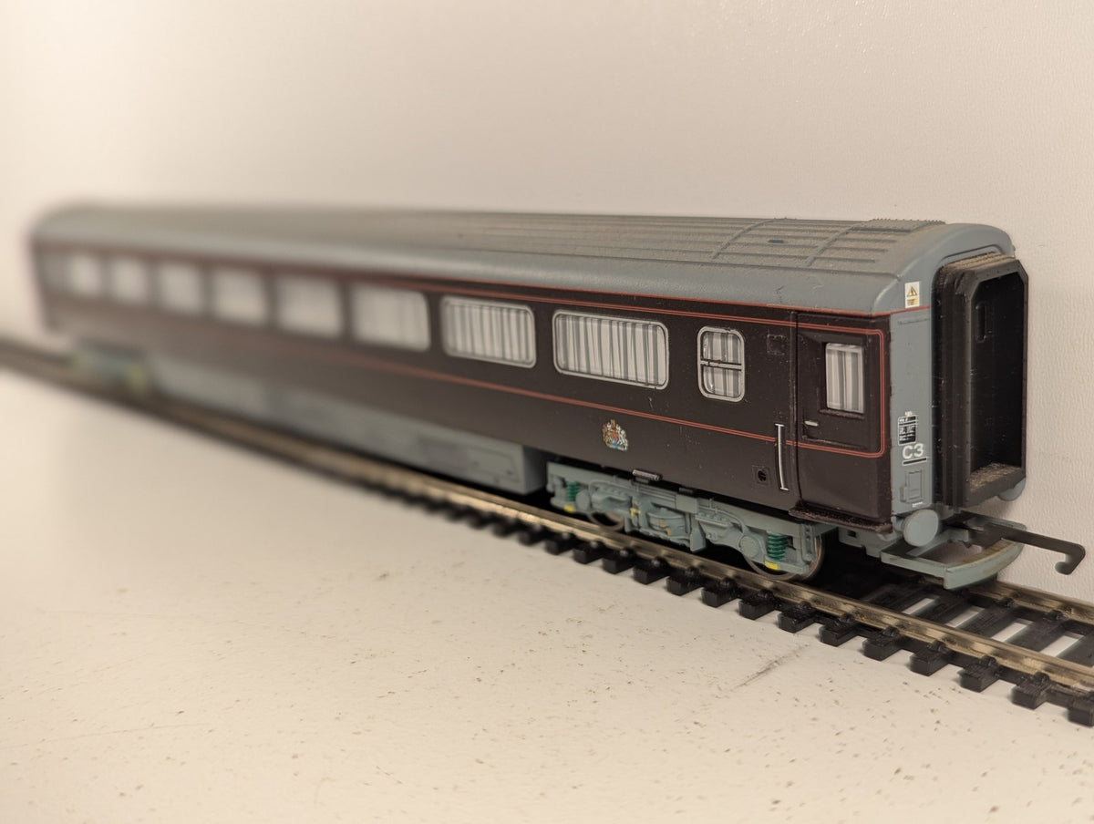 Hornby OO Gauge HRH The Duke of Edinburgh's Saloon Passenger Coach 2904