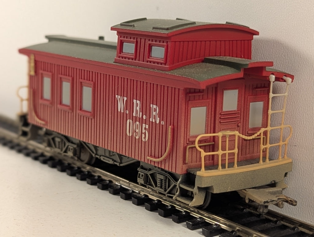 Hornby R1149 OO Gauge Disney Pixar Toy Story 3 Caboose - Split from Train Set