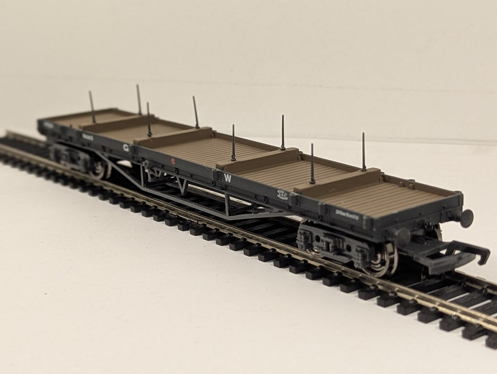 Mainline Railways OO Gauge GWR Bogie Bolster Wagon Macaw B Goods Wagon 107291