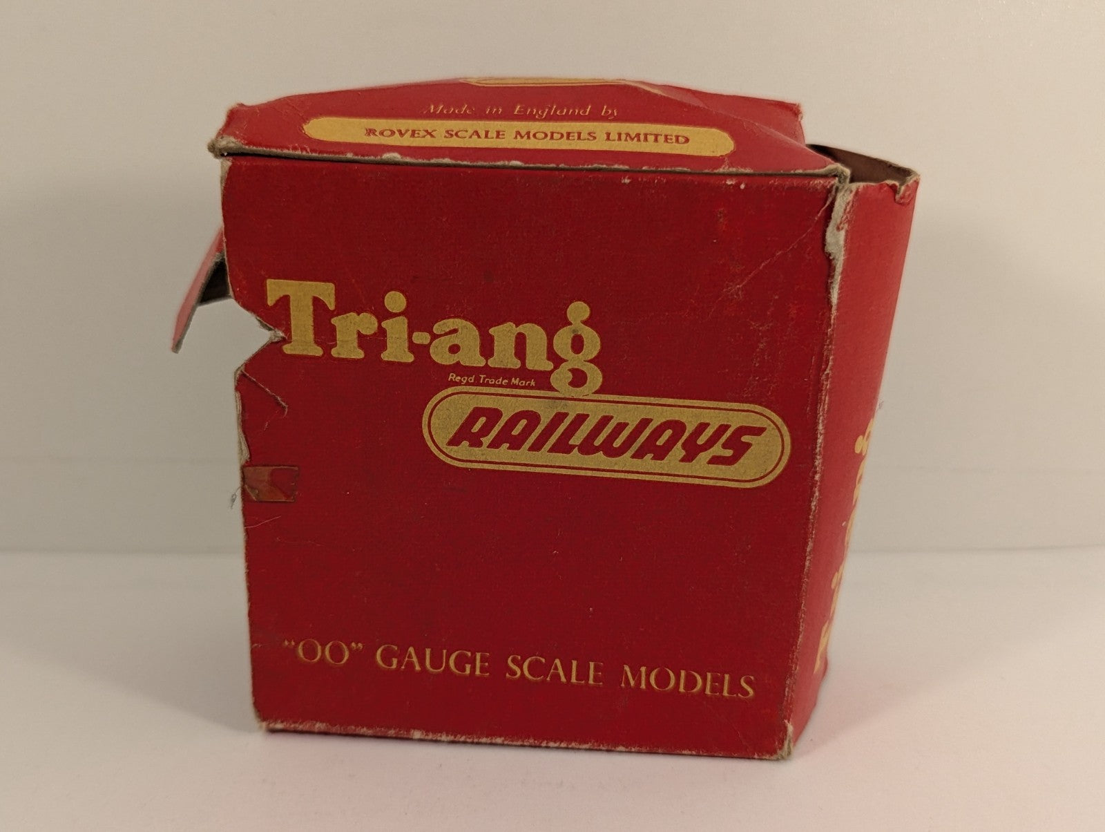 Tri-ang OO Gauge Carlisle Signal Box Brown and Yellow R.61