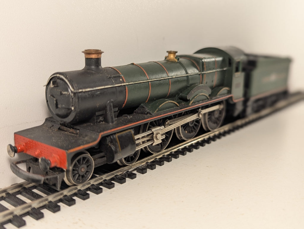 Hornby OO Gauge GWR Class 4900 Hall Class 'Kneller Hall' Locomotive