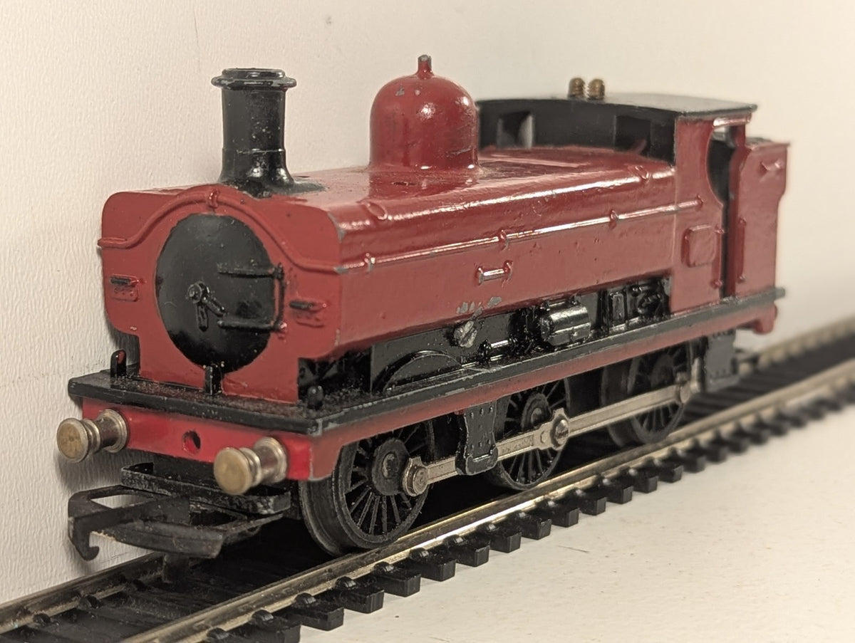 Gaiety Models OO Gauge Pannier Tank 0-6-0 - Repainted London Transport Red