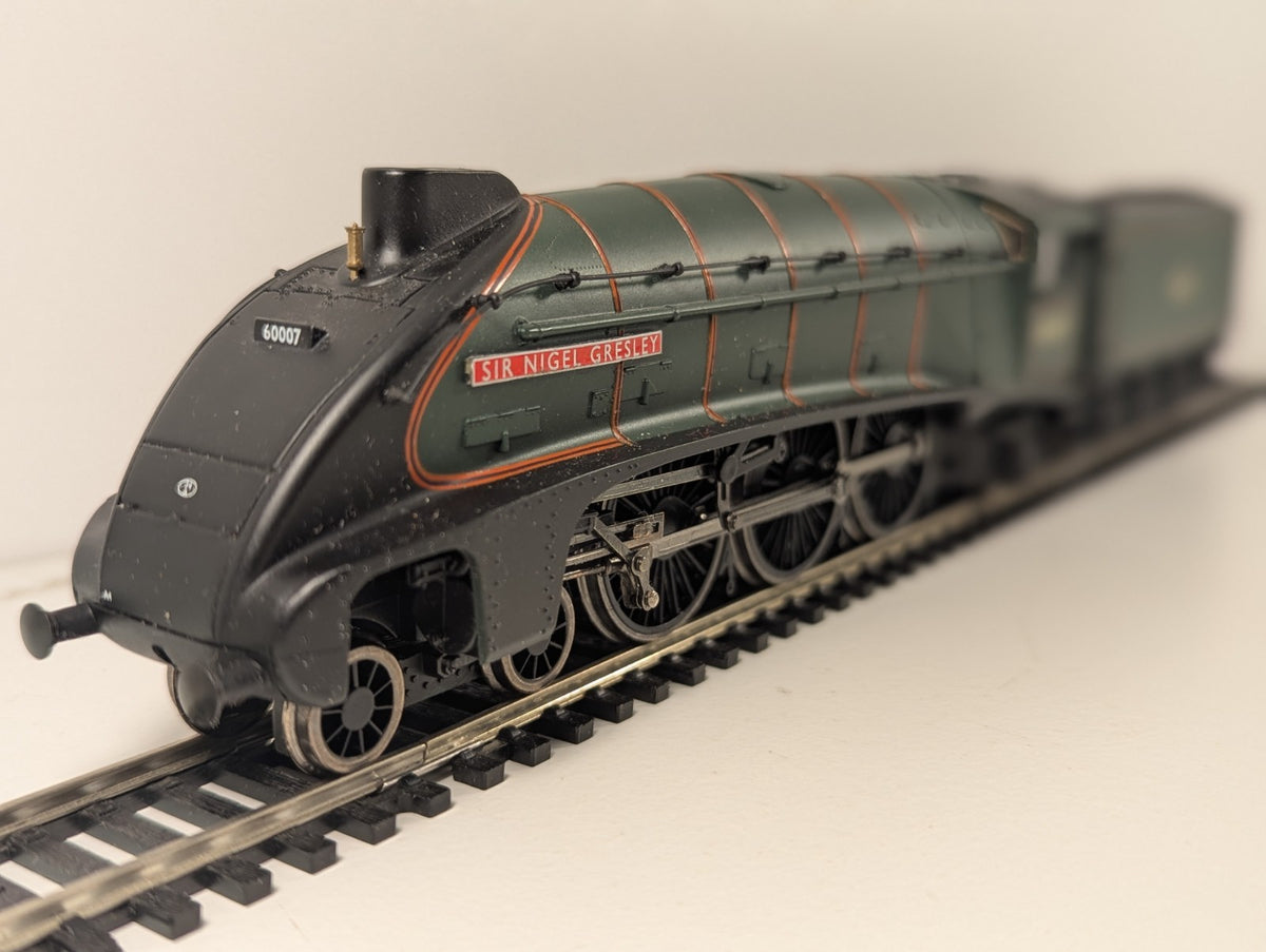 Bachmann 31-954A OO Gauge A4 Class 60007 “Sir Nigel Gresley” – BR Lined Green
