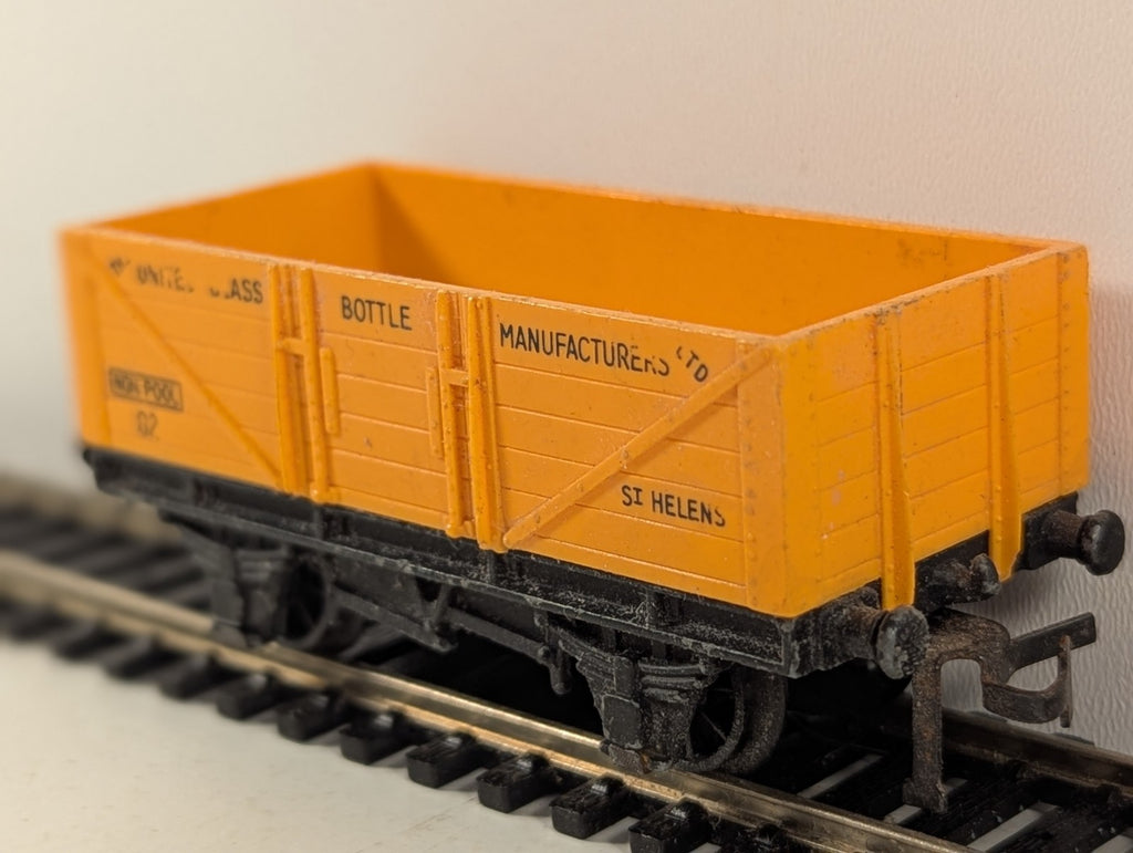 Hornby Dublo 4660 United Glass Bottle Manufacturers Ltd Wagon OO Gauge
