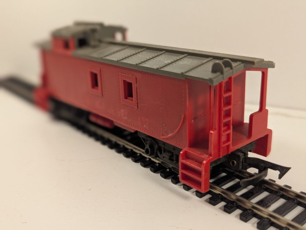 Tri-ang Hornby R115 OO/HO Scale Red Caboose