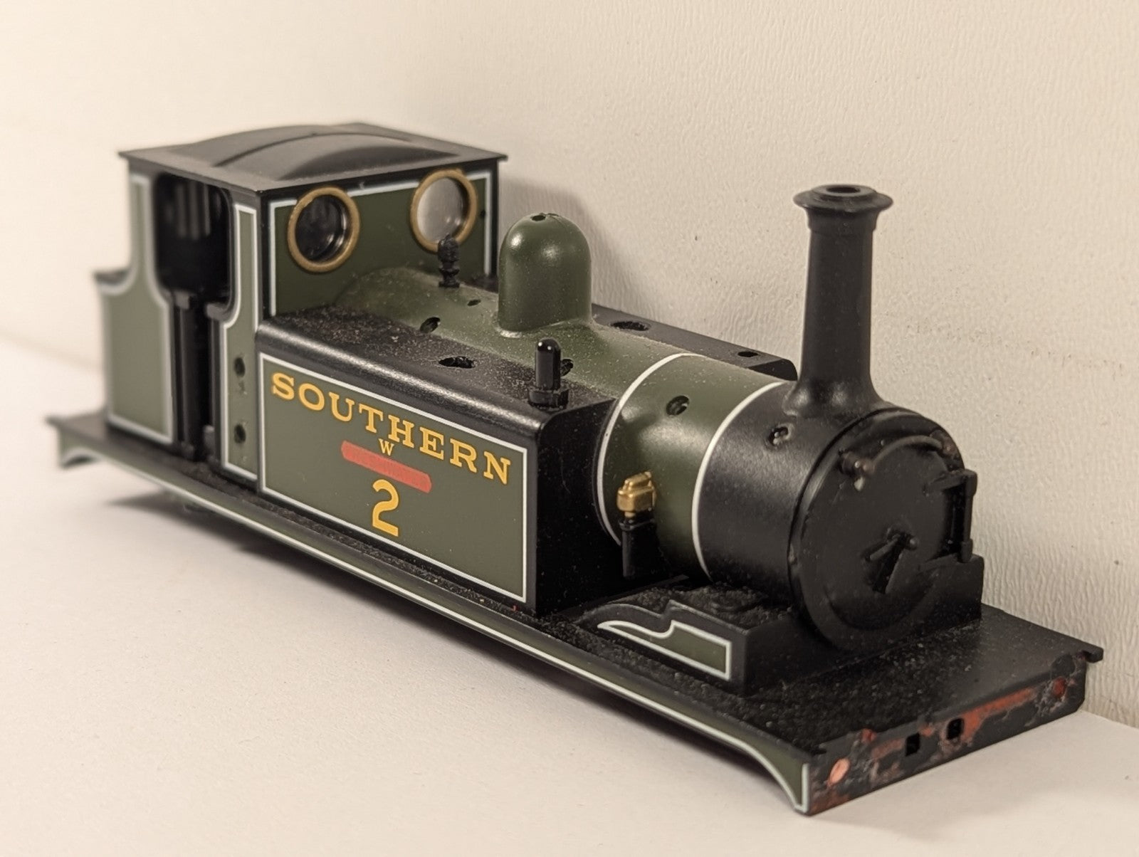 Hornby OO Gauge Class A1X Terrier 'Freshwater' Locomotive Body W2