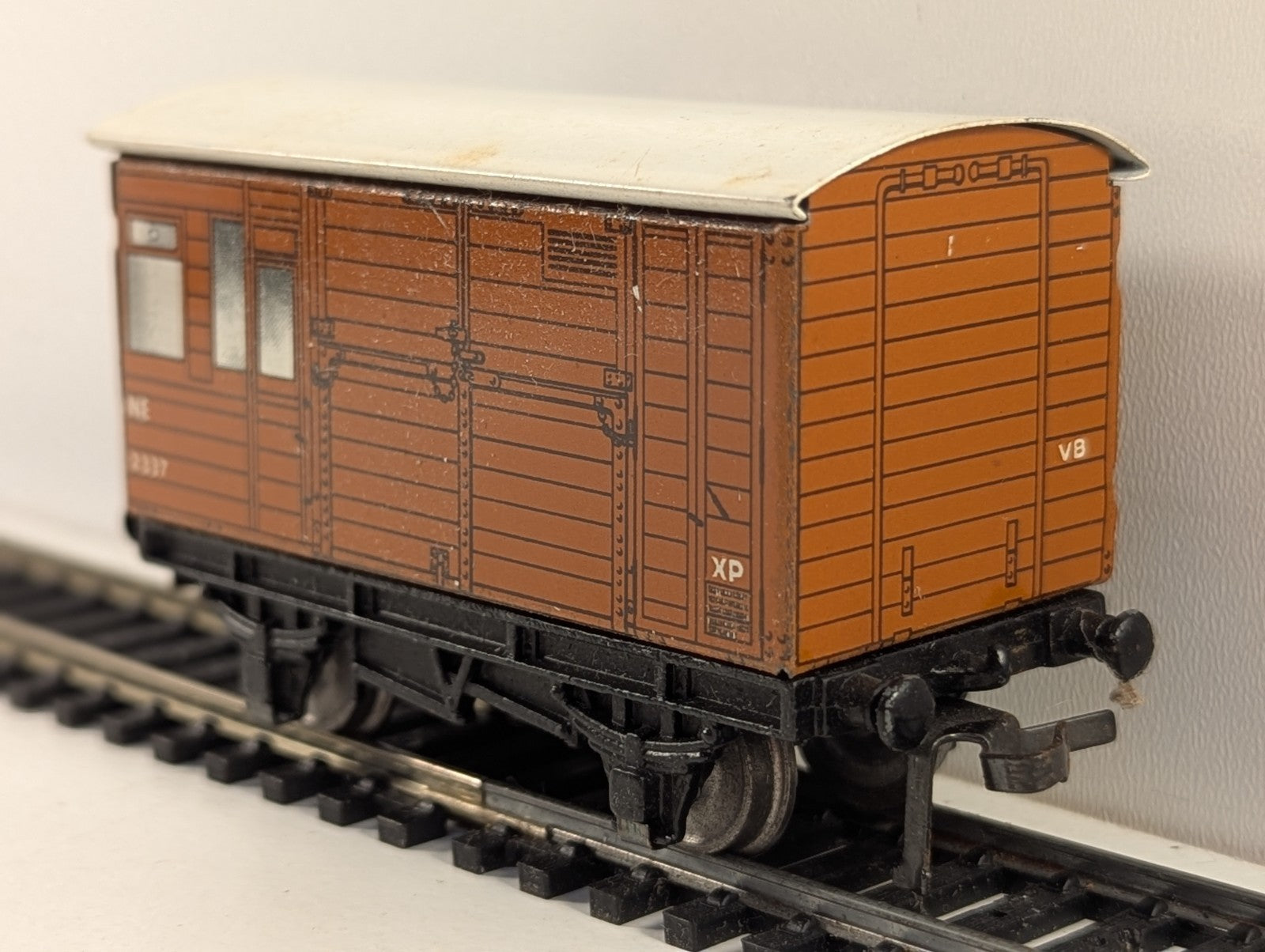 Hornby Dublo OO Gauge North Eastern D1 Horse Box
