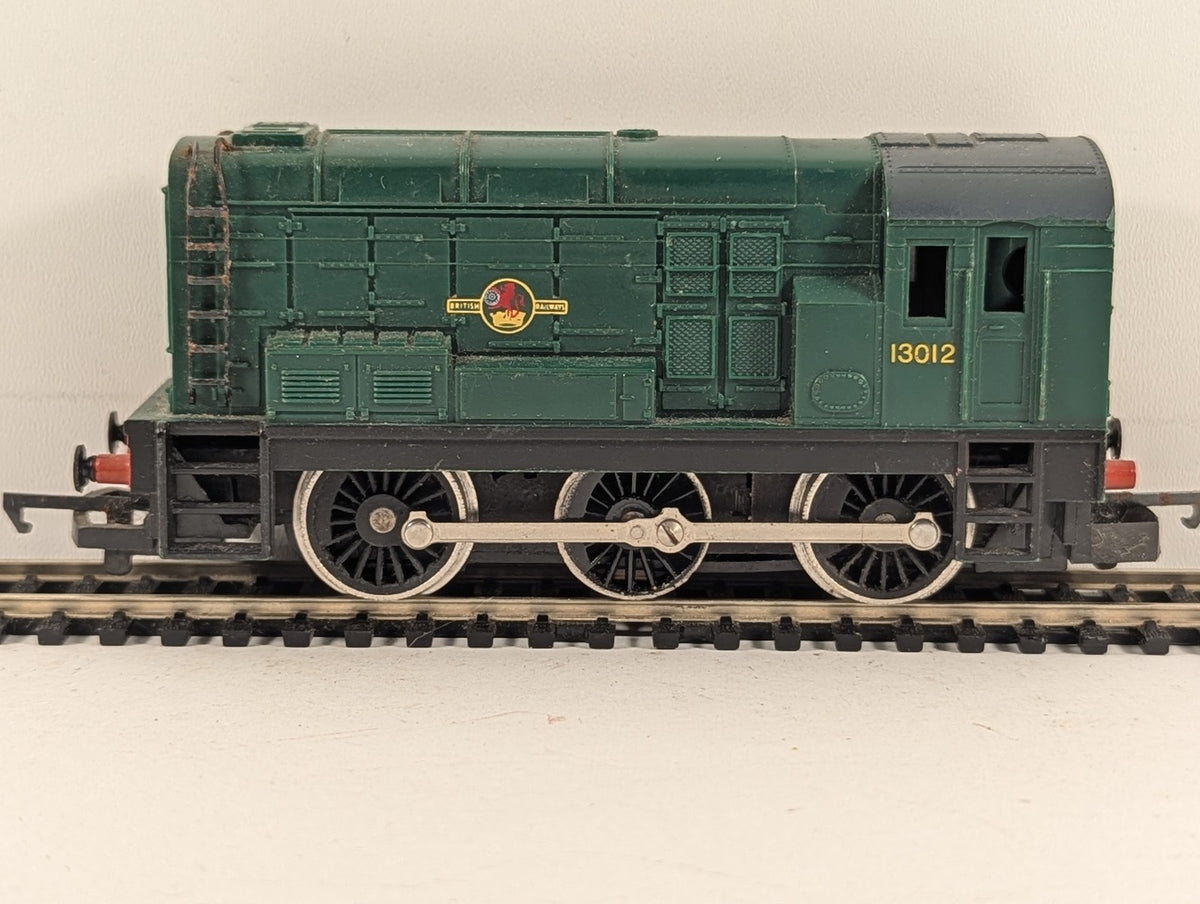 Tri-ang OO Gauge Class 08 Diesel Shunter Locomotive 13012 BR Green R152