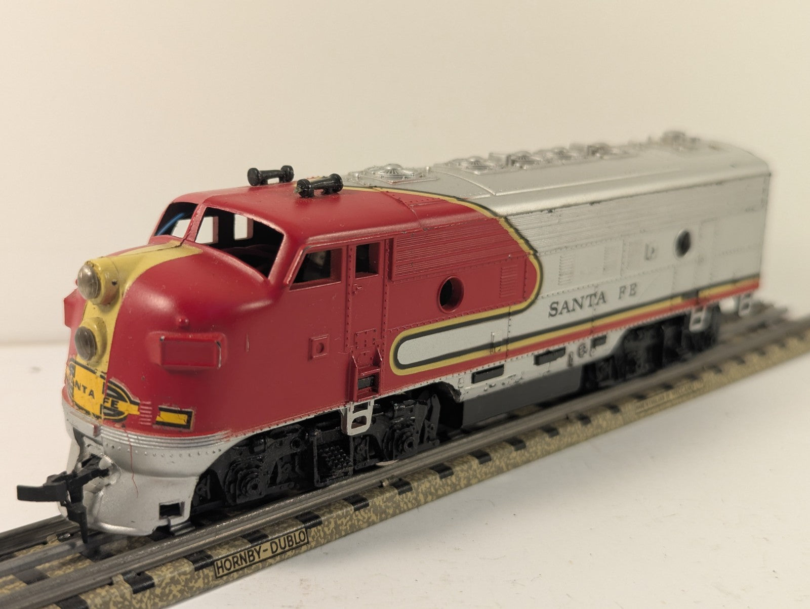 Tyco HO Scale Santa Fe F7A Diesel Spares/Repair