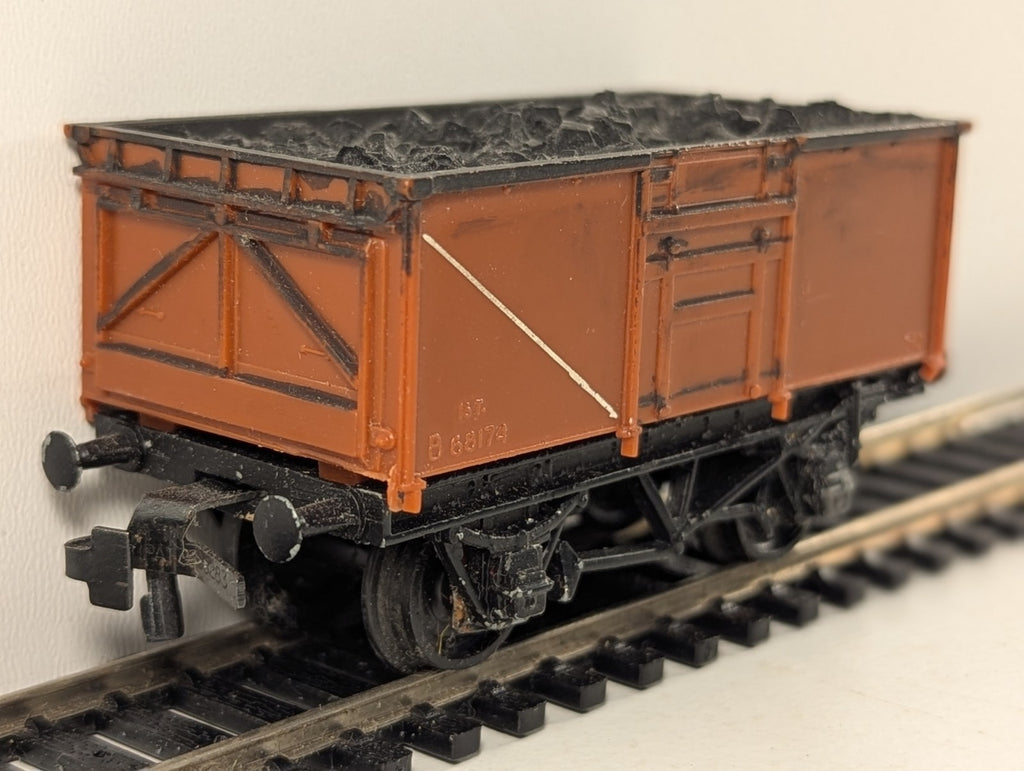 Trix BR 16 Ton Mineral Wagon OO Gauge